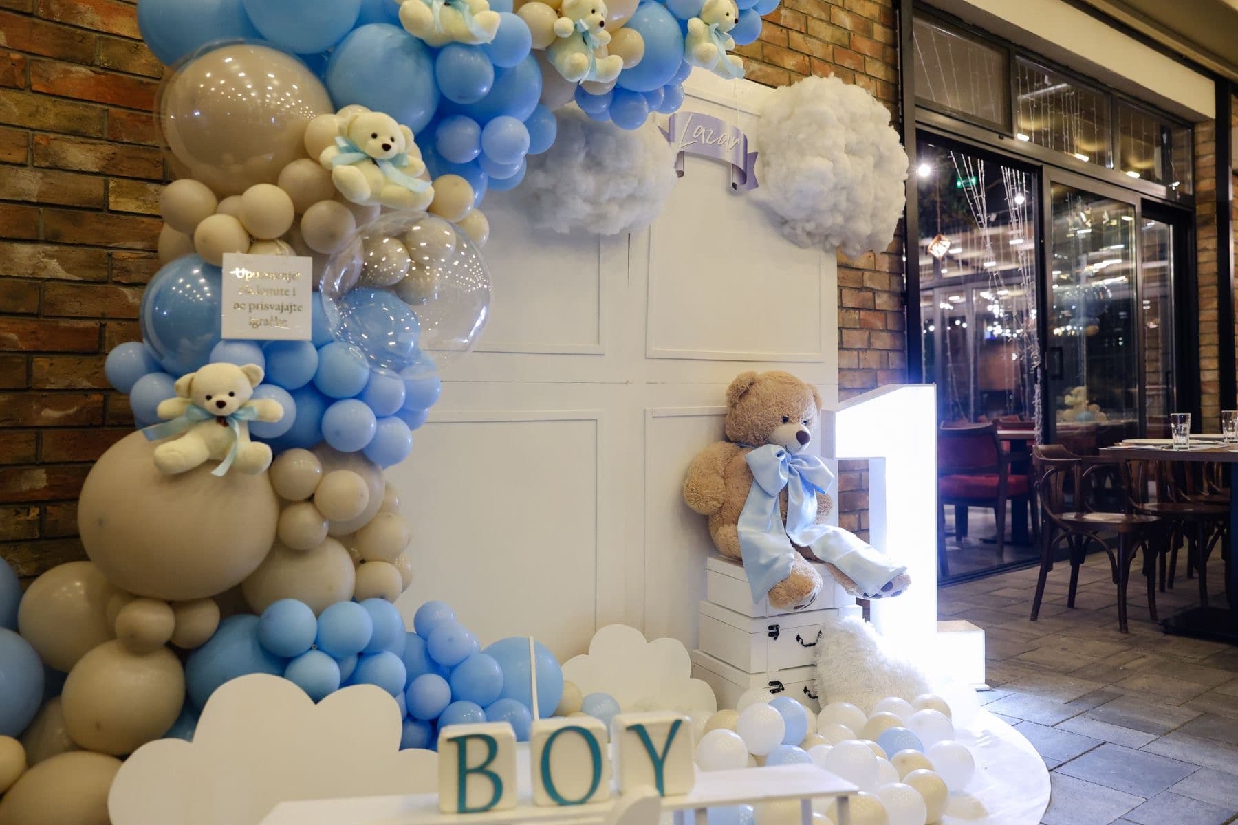 Dekoracije i buketi od srca - slika 15